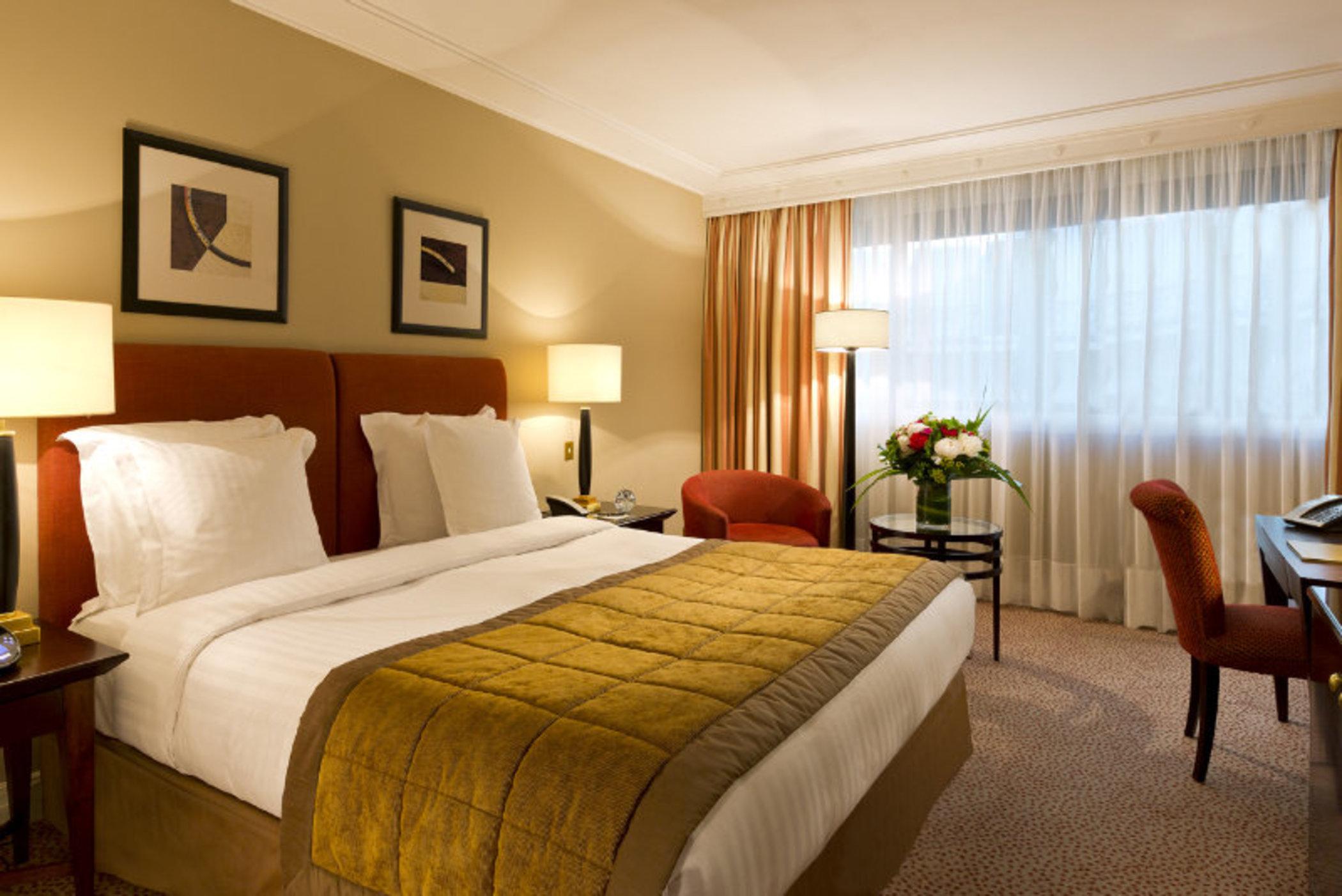 Warwick Paris Hotel Room photo